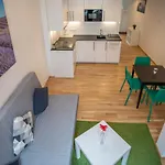 Lovely 1-bedroom In Appartement Innsbruck
