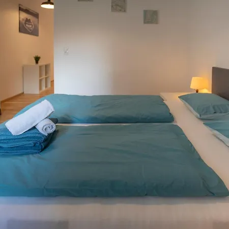 Urban I No Stairs I 24h Contactless Check-in 아파트 인스브루크