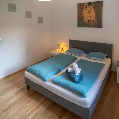 Apartment Urban I No Stairs I 24h Contactless Check-in Innsbruck