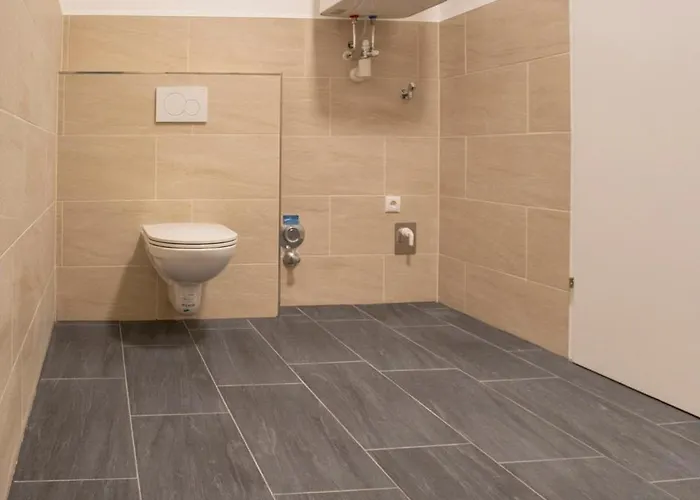 Urban I No Stairs I 24h Contactless Check-in