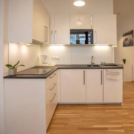 Urban I No Stairs I 24h Contactless Check-in * インスブルック